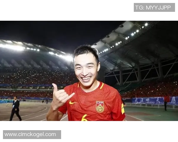 21号足球后卫球星:身世、成就与风采 21号足球后卫球星:身世、成就与风采