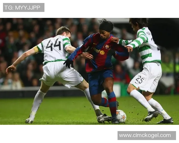 80后足球传奇人物盘点 10位代表性球星及其辉煌成就回顾 80后足球传奇人物盘点 10位代表性球星及其辉煌成就回顾