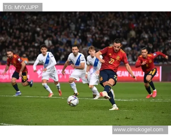 七号球星的传奇足球之路与荣耀时刻揭秘 七号球星的传奇足球之路与荣耀时刻揭秘