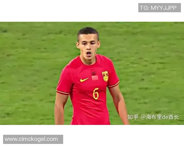 从草根到球场之王 足球明星逆袭的励志故事全程呈现