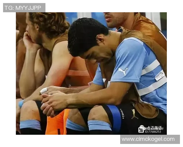 坐冷板凳一年的足球球星如何从困境中逆袭重回巅峰