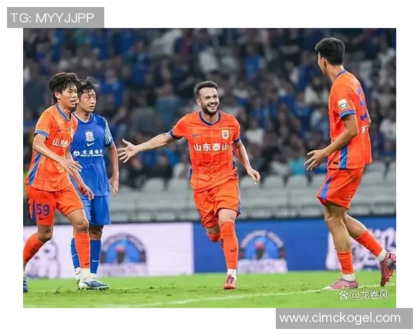 新生代足球巨星闪耀绿茵场引领未来世界足坛发展潮流