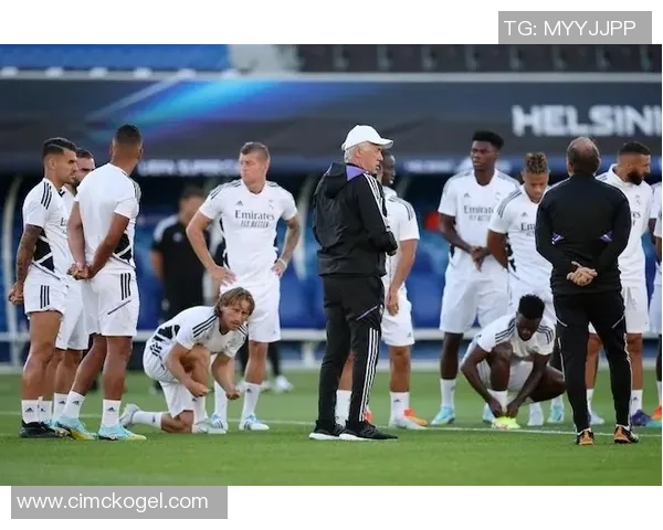 足球巨星迈向500球里程碑 超越历史纪录展现非凡实力